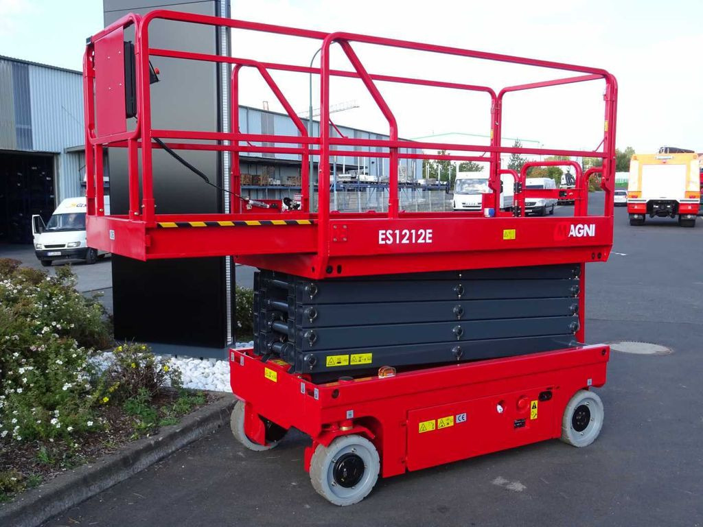 Magni ES1212E Scherenbühne // 12m Arbeitshöhe Magni ES1212E Scherenbühne // 12m Arbeitshöhe - Nacelle ciseaux: photos 2 Magni ES1212E Scherenbühne // 12m Arbeitshöhe Magni ES1212E Scherenbühne // 12m Arbeitshöhe - Nacelle ciseaux: photos 2