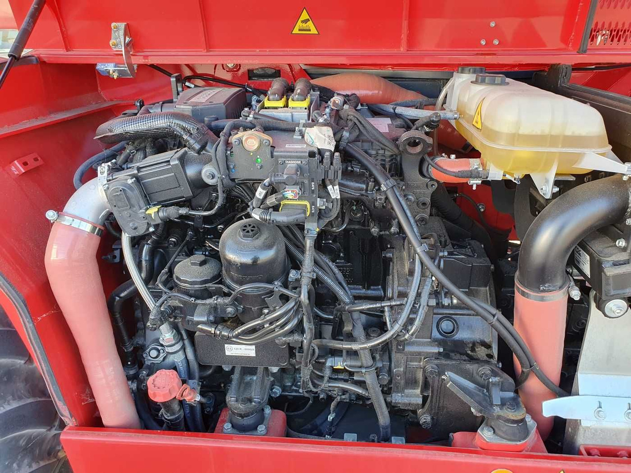 Chariot télescopique neuf Magni RTH 6.30 Roto + Funk + Klima / nur 119h!: photos 9 Chariot télescopique neuf Magni RTH 6.30 Roto + Funk + Klima / nur 119h!: photos 9