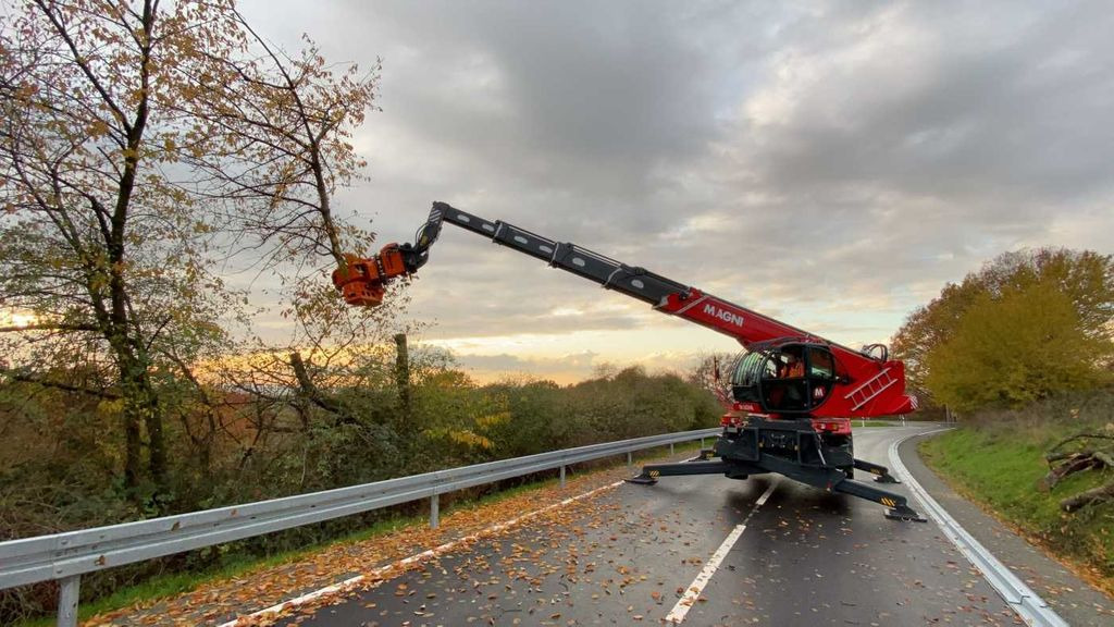 Magni RTH 6.30 SH / Fällkran / Westtech CS750 Magni RTH 6.30 SH / Fällkran / Westtech CS750 - Chariot télescopique: photos 4 Magni RTH 6.30 SH / Fällkran / Westtech CS750 Magni RTH 6.30 SH / Fällkran / Westtech CS750 - Chariot télescopique: photos 4