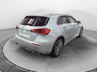 Mercedes-Benz A 180 Progressive+LED+Ambiente+RFK+TotW - Voiture: photos 3 Mercedes-Benz A 180 Progressive+LED+Ambiente+RFK+TotW - Voiture: photos 3