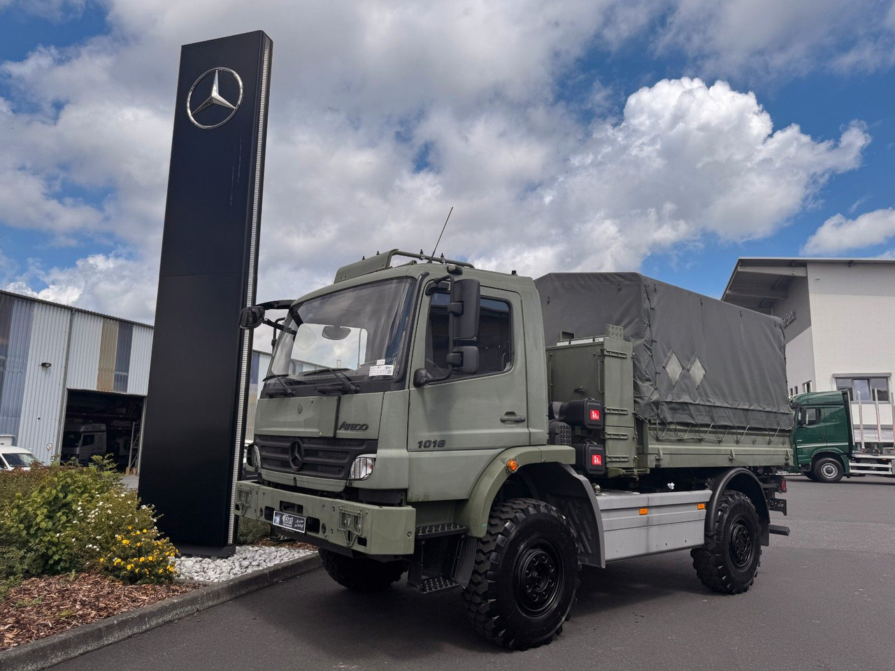Mercedes-Benz Atego 1018 A 4x4 Singlebereifung 7 Stück vorh. - Camion à rideaux coulissants: photos 2 Mercedes-Benz Atego 1018 A 4x4 Singlebereifung 7 Stück vorh. - Camion à rideaux coulissants: photos 2