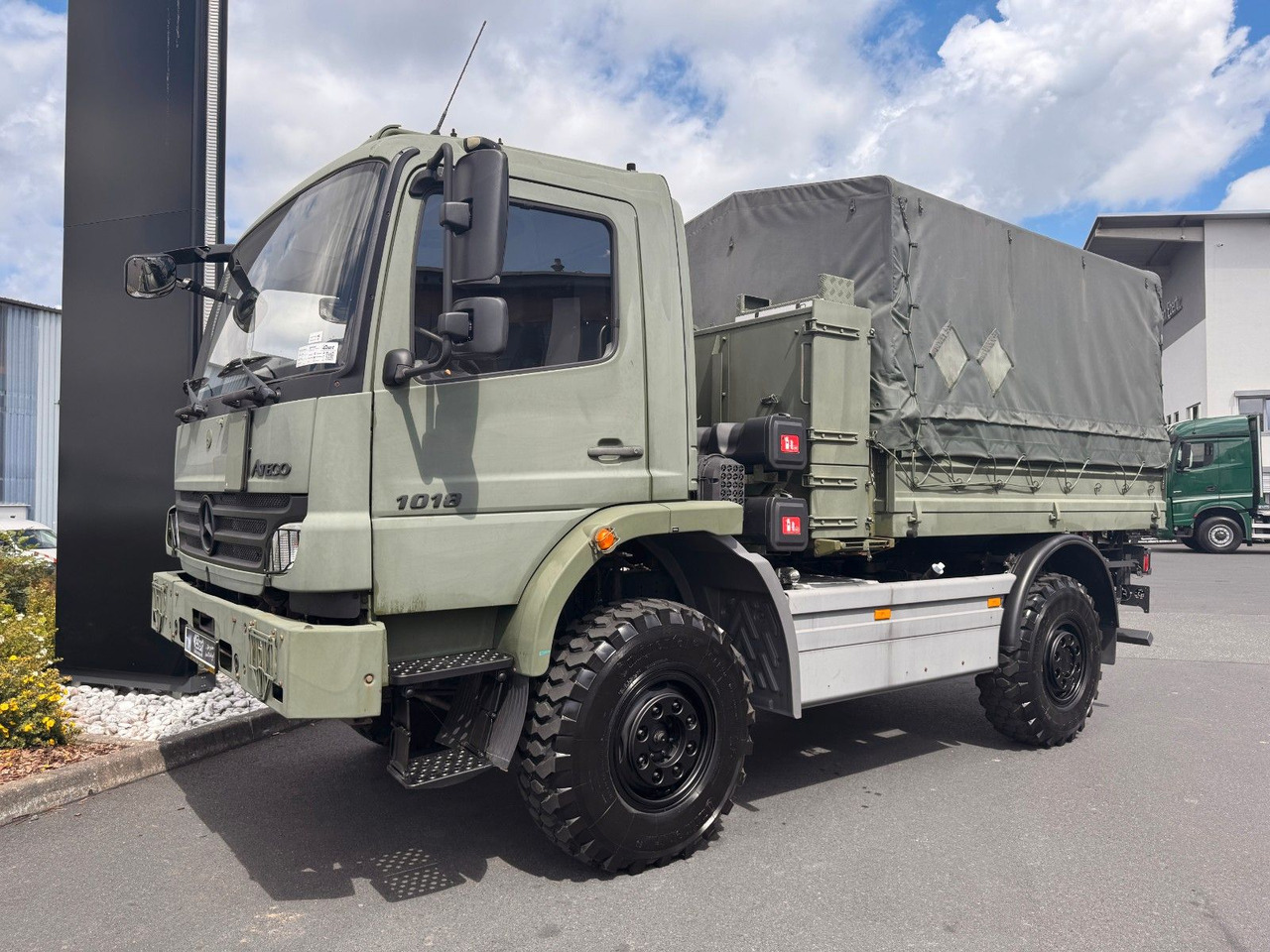 Mercedes-Benz Atego 1018 A 4x4 Singlebereifung 7 Stück vorh. - Camion à rideaux coulissants: photos 5 Mercedes-Benz Atego 1018 A 4x4 Singlebereifung 7 Stück vorh. - Camion à rideaux coulissants: photos 5