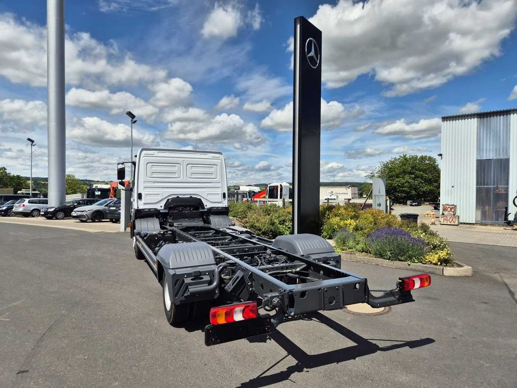 Mercedes-Benz Atego 818 L Fahrgestell, 6 Stück vorhanden Mercedes-Benz Atego 818 L Fahrgestell, 2 Stück vorhanden - Châssis cabine: photos 5 Mercedes-Benz Atego 818 L Fahrgestell, 6 Stück vorhanden Mercedes-Benz Atego 818 L Fahrgestell, 2 Stück vorhanden - Châssis cabine: photos 5