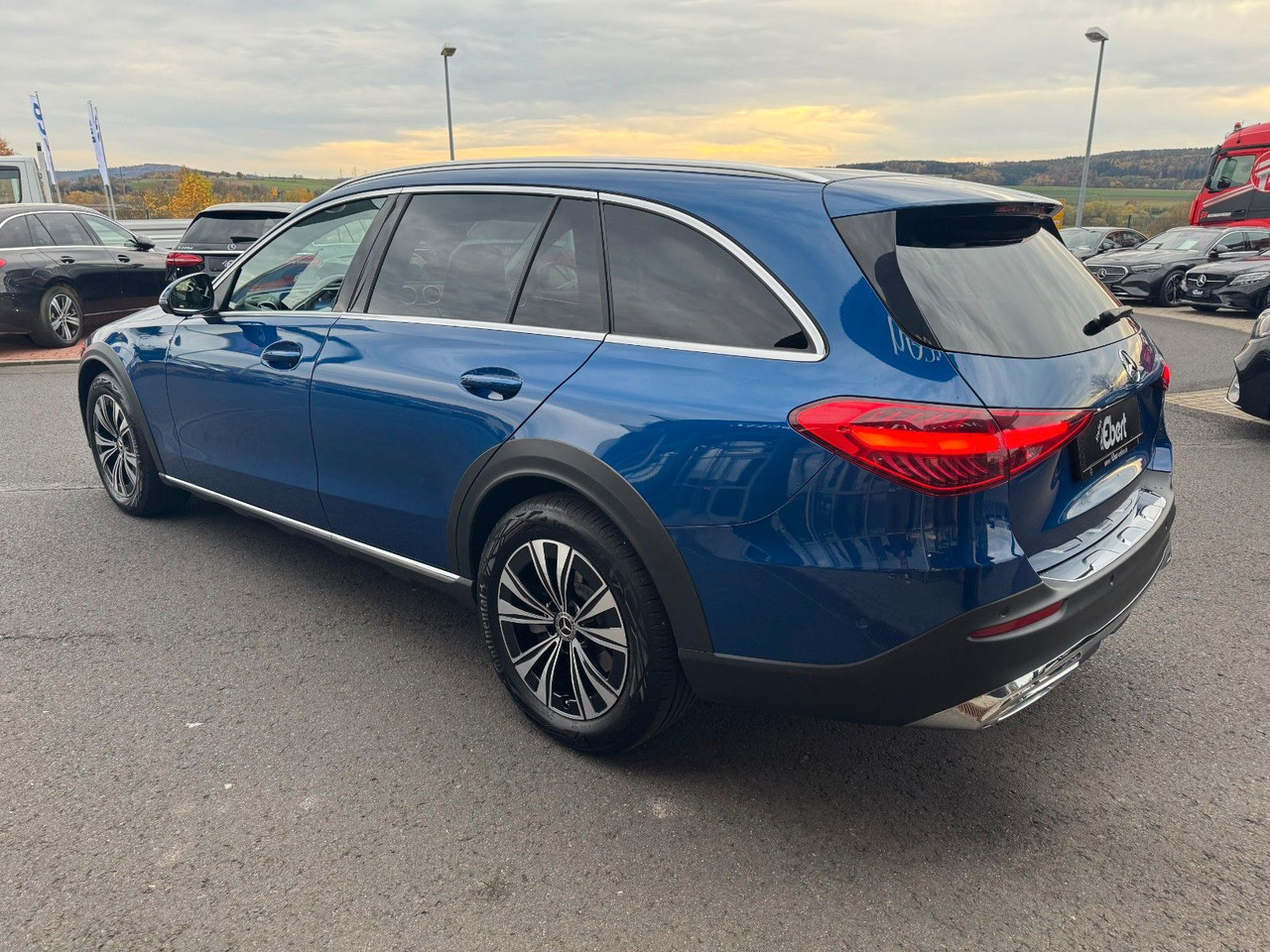 Mercedes-Benz C 200 T All Terrain 4M+Ambiente+360+Augmented - Voiture break: photos 3 Mercedes-Benz C 200 T All Terrain 4M+Ambiente+360+Augmented - Voiture break: photos 3