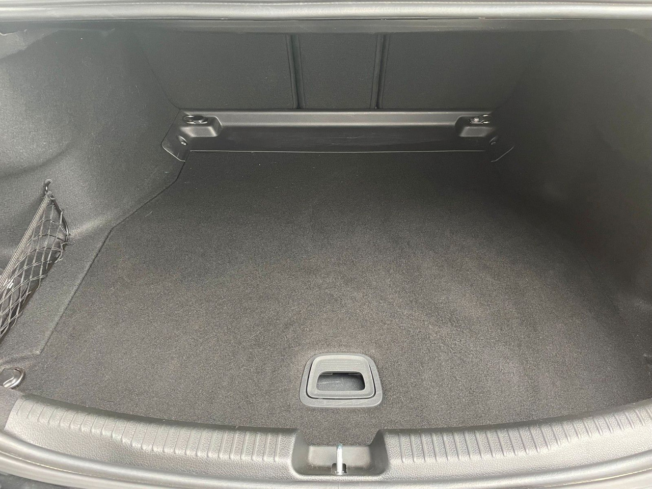 Mercedes-Benz C 200d AVANTGARDE LED+AHK+RKamera+MBUX+ - Berline: photos 5 Mercedes-Benz C 200d AVANTGARDE LED+AHK+RKamera+MBUX+ - Berline: photos 5