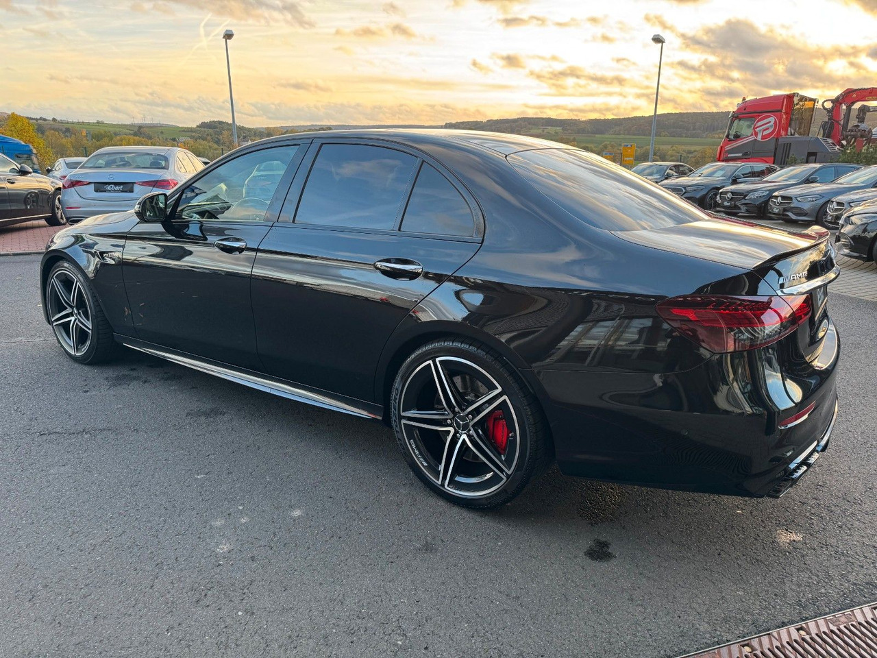 Mercedes-Benz E 63 AMG S Pano+Burm+AirM+HUD+360+uvm. - Berline: photos 3 Mercedes-Benz E 63 AMG S Pano+Burm+AirM+HUD+360+uvm. - Berline: photos 3