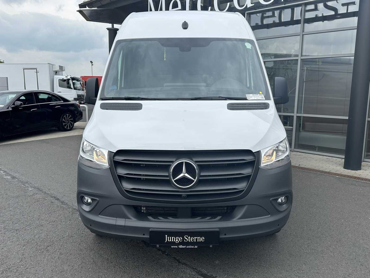 Mercedes-Benz Sprinter 317 CDI 3665 9G Klima 360 MBUX SHZ - Fourgon utilitaire: photos 2 Mercedes-Benz Sprinter 317 CDI 3665 9G Klima 360 MBUX SHZ - Fourgon utilitaire: photos 2