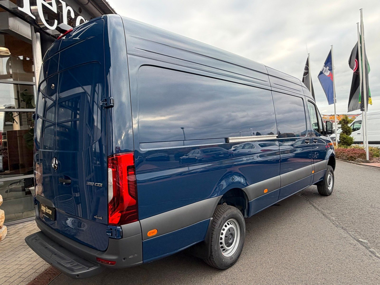 Mercedes-Benz Sprinter 319 CDI 4x4 4325 LED Navi - Fourgon utilitaire: photos 4 Mercedes-Benz Sprinter 319 CDI 4x4 4325 LED Navi - Fourgon utilitaire: photos 4