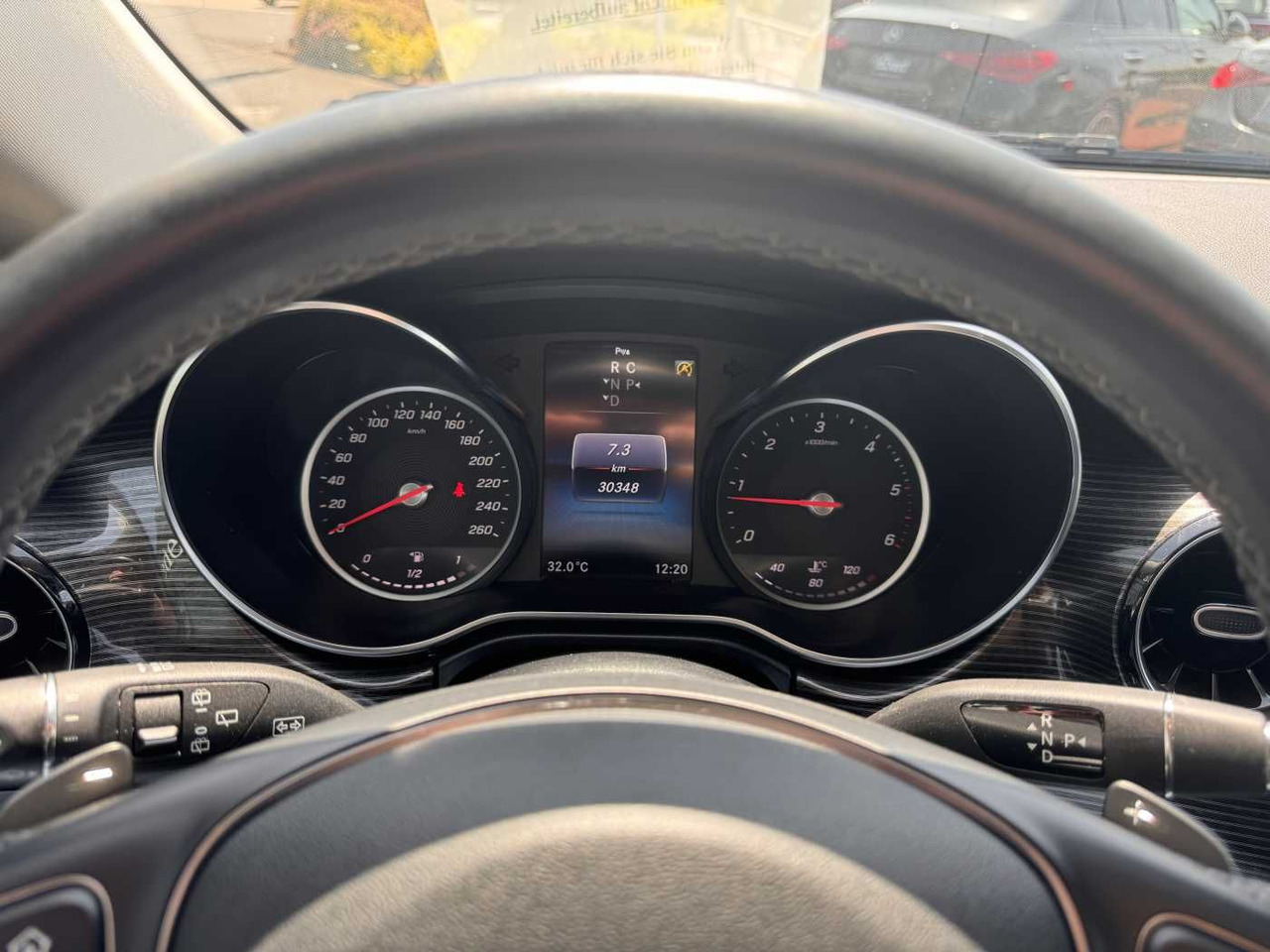 Voiture Mercedes-Benz V 300 d 4MATIC AVA 3430 AHK2,5 DISTRONIC 360: photos 15
