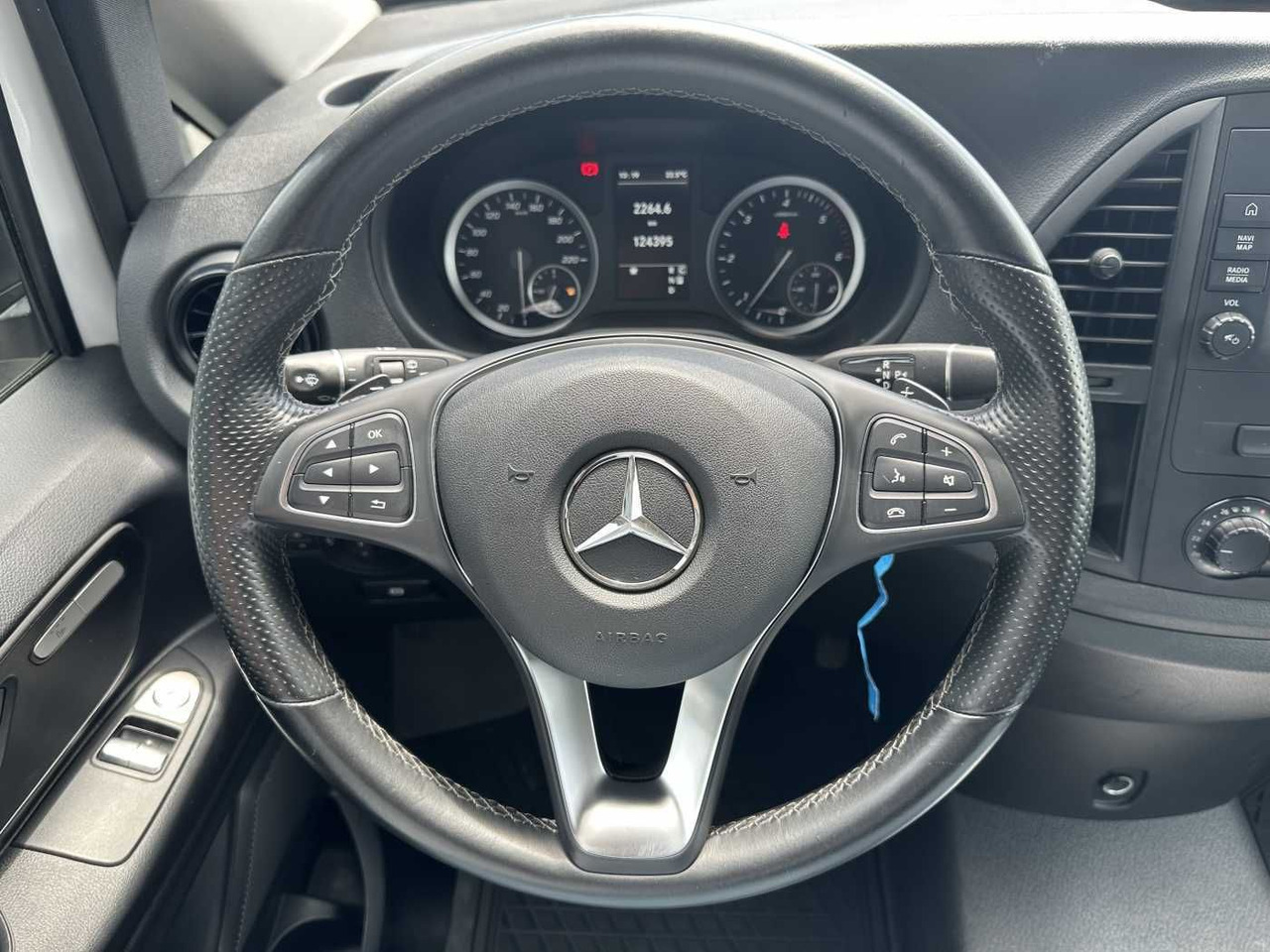 Transport de personnes Mercedes-Benz Vito 114 CDI Tourer 9G Klima Audio40 Extralang: photos 12
