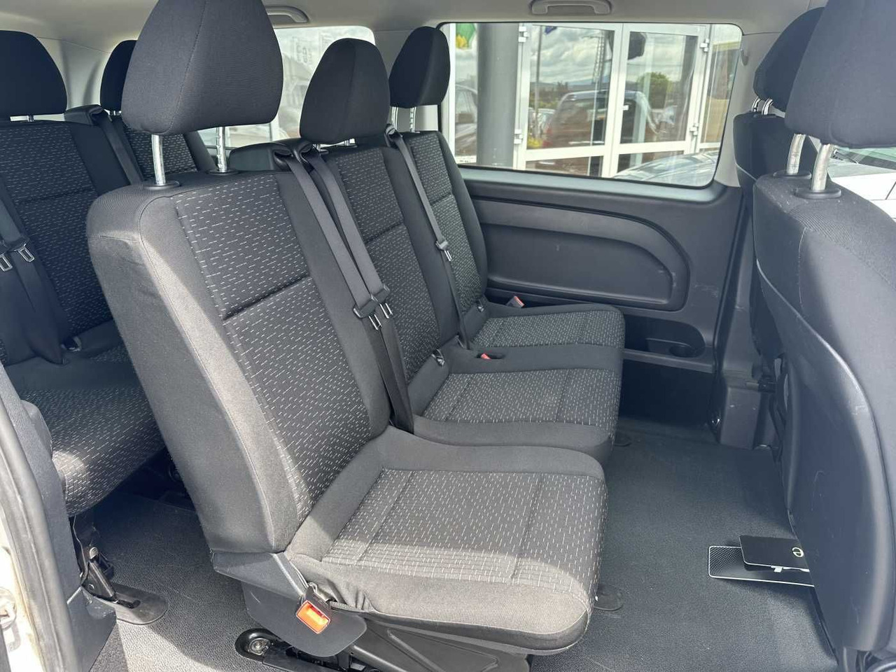Transport de personnes Mercedes-Benz Vito 114 CDI Tourer 9G Klima Audio40 Extralang: photos 8