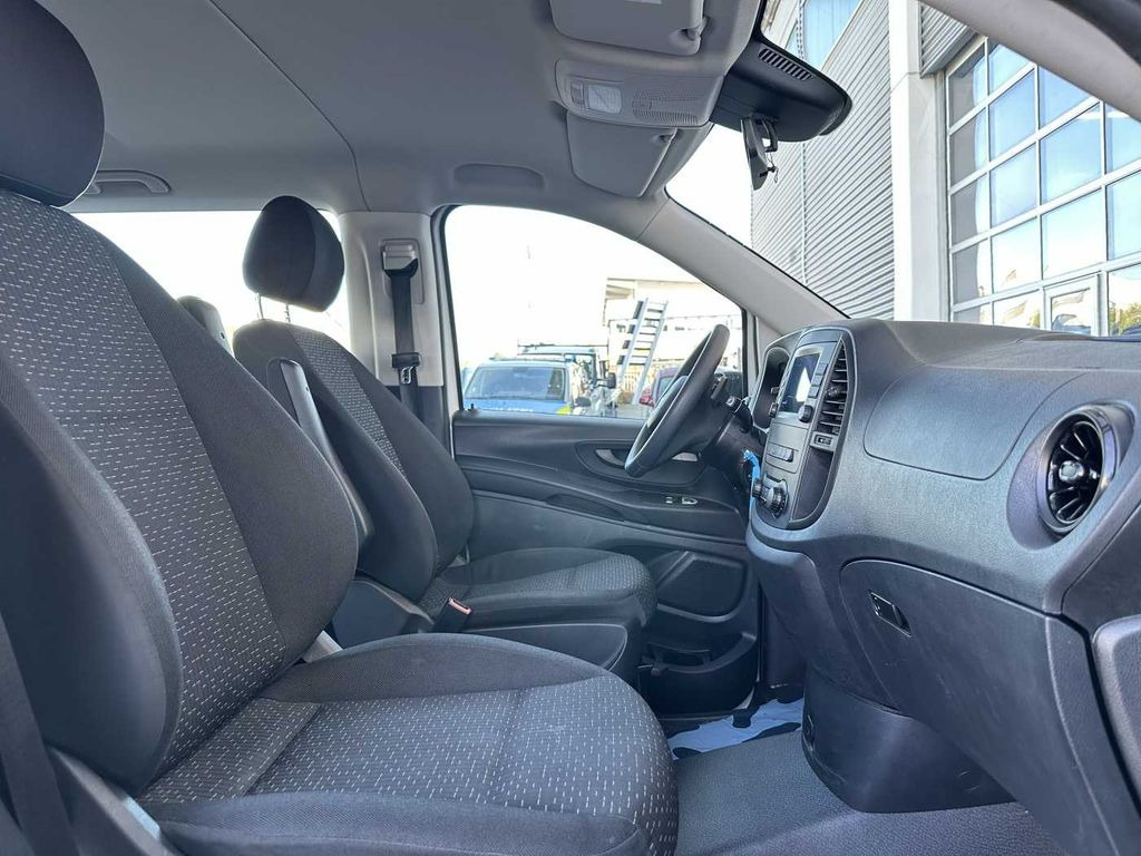 Minibus, Transport de personnes Mercedes-Benz Vito 116 CDI Mixto 9G Klima Kamera SHZ Audio40: photos 8