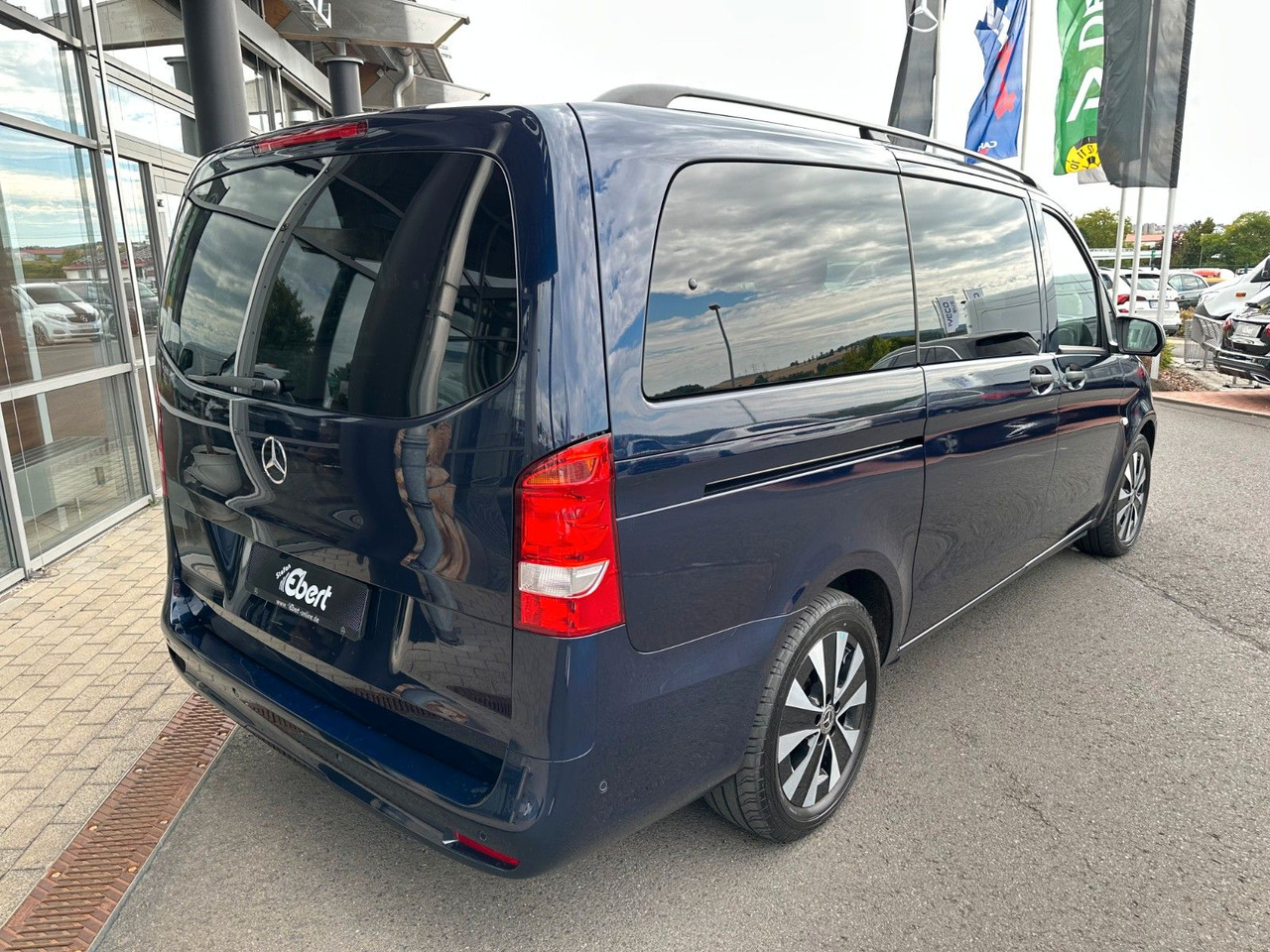 Mercedes-Benz Vito 116 CDI Tourer Pro Liege-Paket Panoramadach - Voiture break: photos 4 Mercedes-Benz Vito 116 CDI Tourer Pro Liege-Paket Panoramadach - Voiture break: photos 4