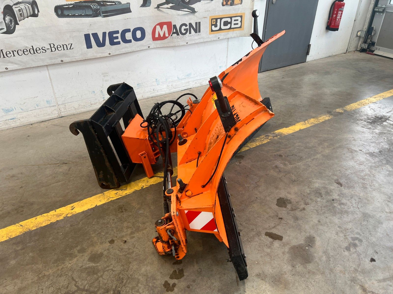 Pronar PU-1700 Schneeschild / 2011 / 1.930 mm - Lame à neige: photos 4 Pronar PU-1700 Schneeschild / 2011 / 1.930 mm - Lame à neige: photos 4