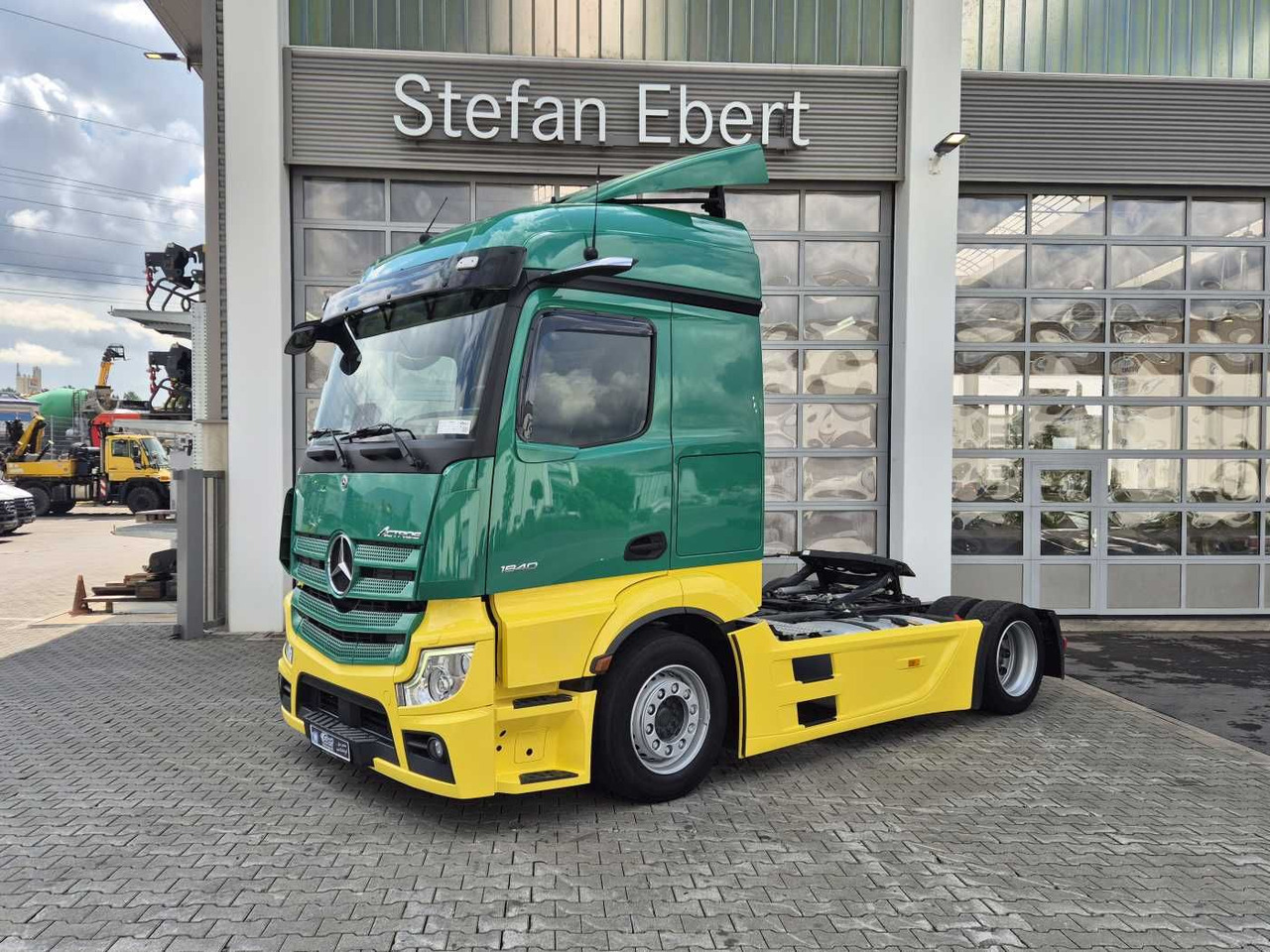 Mercedes-Benz Actros 1840 LSnRL Retarder Hubsattelplatte Xenon - Tracteur routier: photos 3 Mercedes-Benz Actros 1840 LSnRL Retarder Hubsattelplatte Xenon - Tracteur routier: photos 3