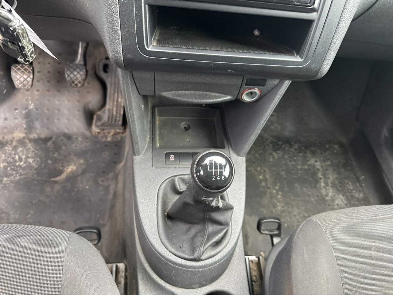 Fourgon utilitaire Volkswagen VW Caddy 2.0 TDI 4Motion Maxi Kasten Regal: photos 13