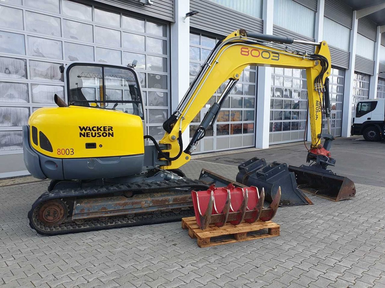 Wacker 8003 / MS08 / nur 4.035h / 2014 / Löffelpaket - Pelle sur chenille: photos 3 Wacker 8003 / MS08 / nur 4.035h / 2014 / Löffelpaket - Pelle sur chenille: photos 3