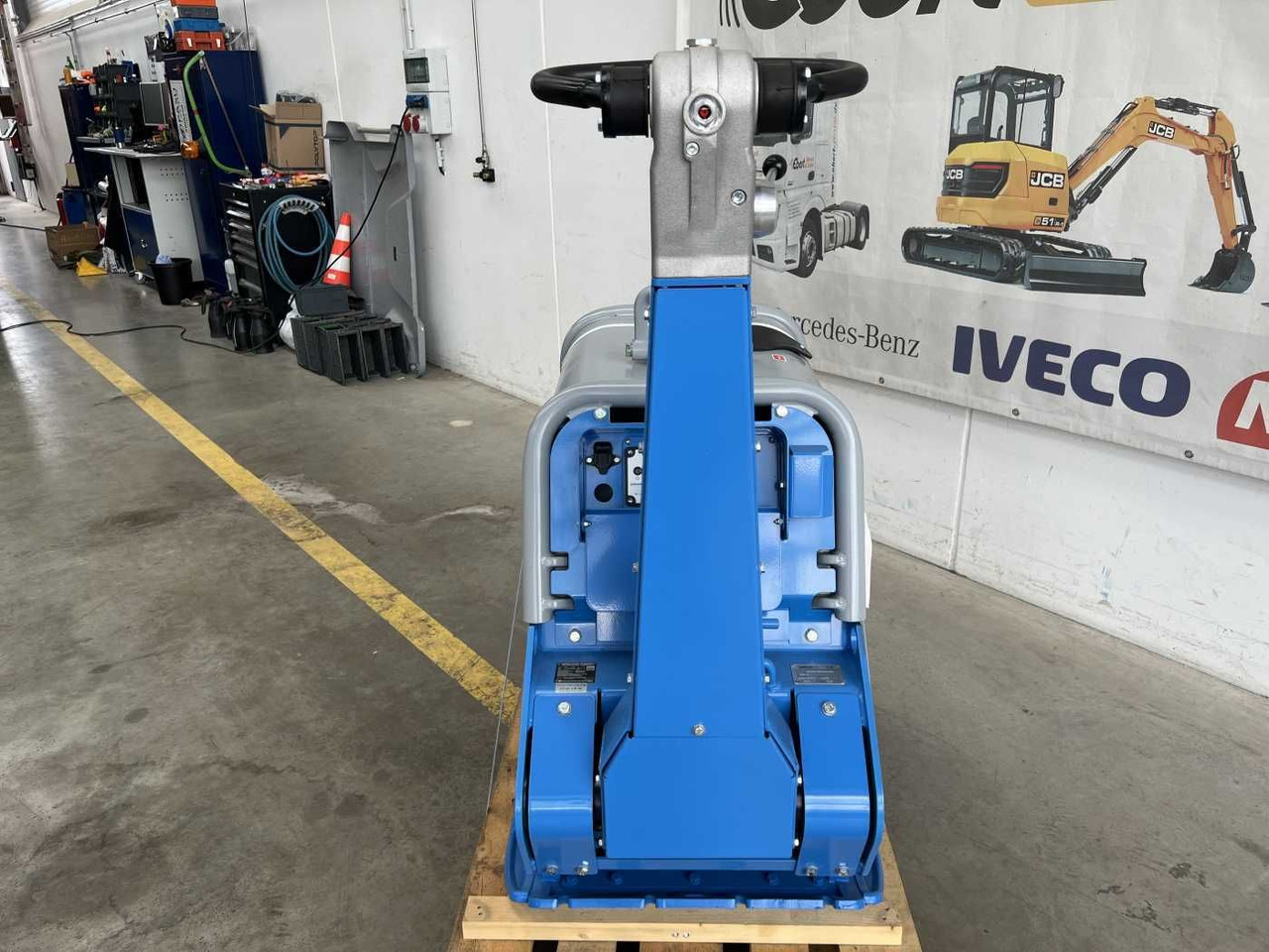 Weber CR 8 MDM Hatz-Diesel / 601kg / DEMO / 2022 - Plaque vibrante: photos 5 Weber CR 8 MDM Hatz-Diesel / 601kg / DEMO / 2022 - Plaque vibrante: photos 5