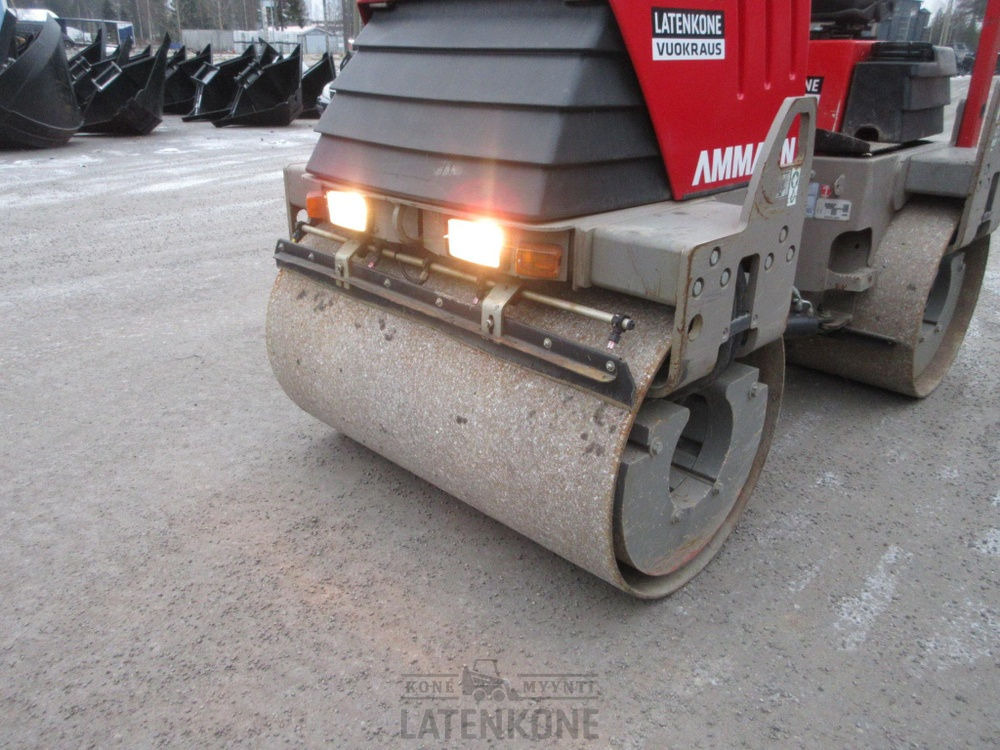 Compacteur Ammann AV40-2 tandemjyrä: photos 11