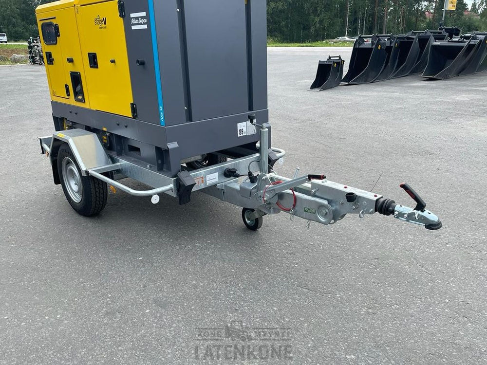 Groupe électrogène Atlas Copco QAS 30 50 Hz Generaattori StageV vetovarustuksella: photos 11