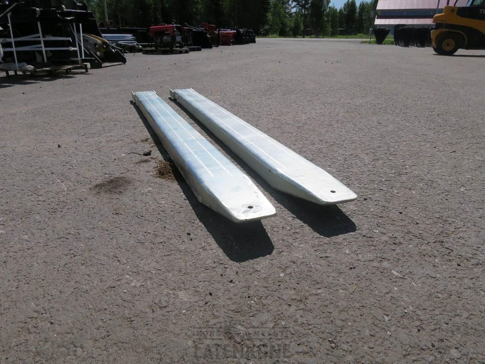 Laten Jatkopiikit 130x50mm 2100mm - Fourches pour Engins de chantier: photos 1 Laten Jatkopiikit 130x50mm 2100mm - Fourches pour Engins de chantier: photos 1