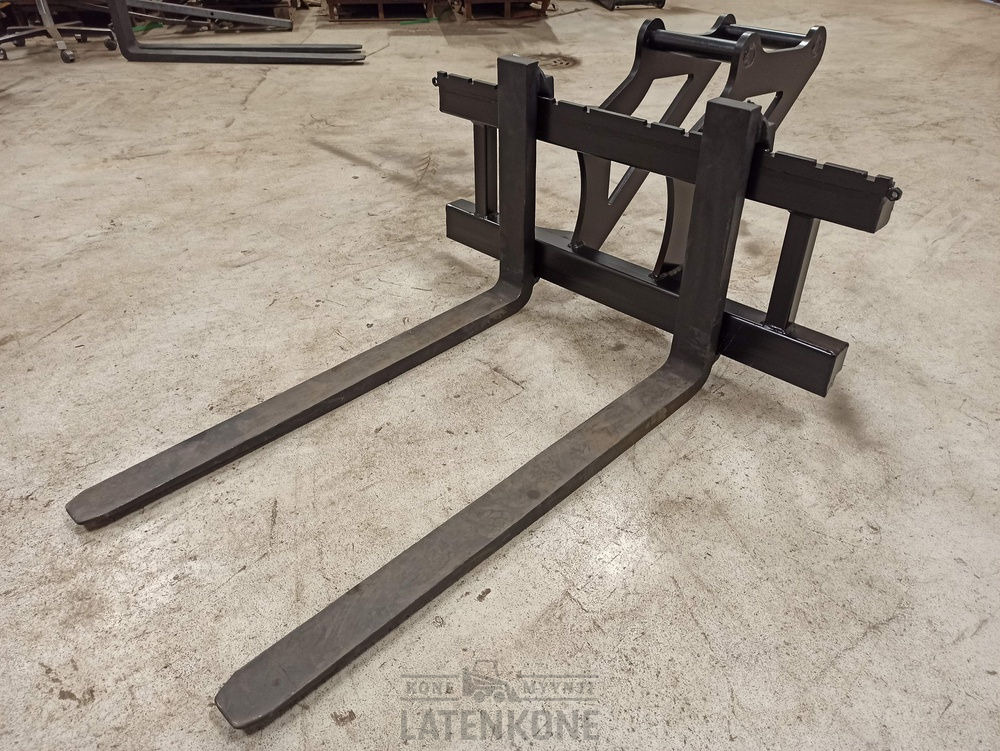 Laten Trukkipiikit 1500kg 1000mm/1000mm 2A S40 - Fourches pour Engins de chantier: photos 3 Laten Trukkipiikit 1500kg 1000mm/1000mm 2A S40 - Fourches pour Engins de chantier: photos 3