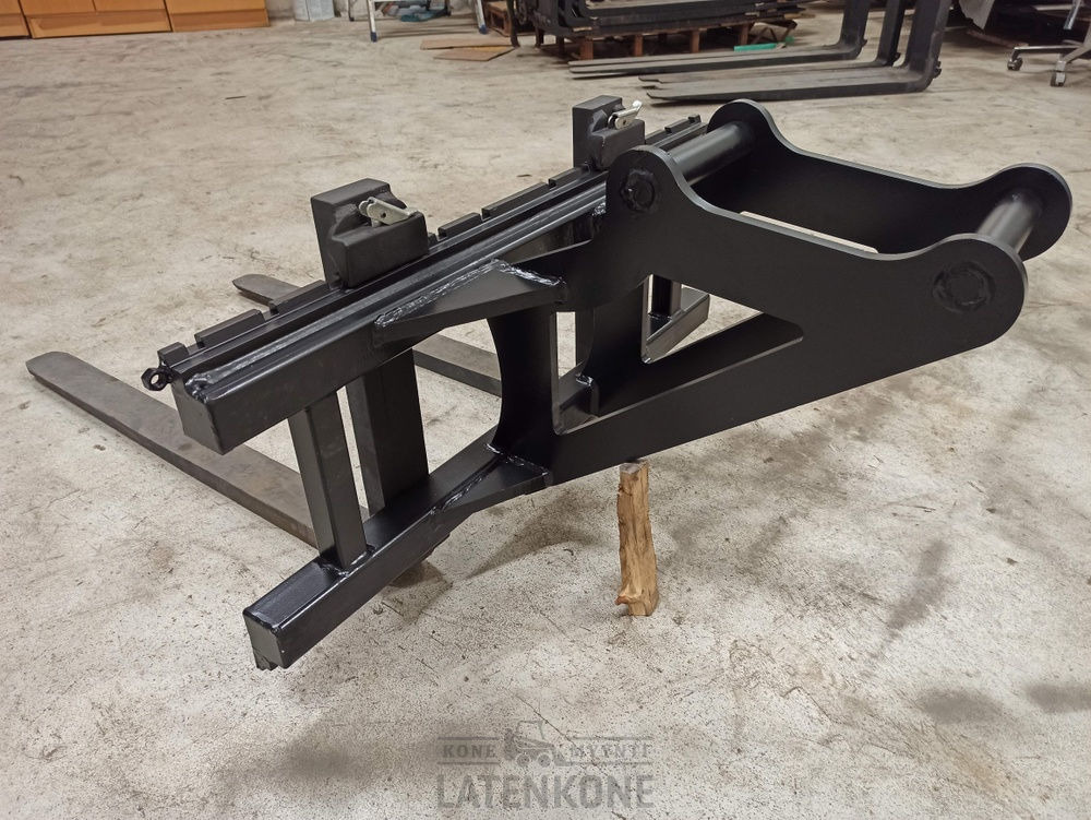 Laten Trukkipiikit 1500kg 1000mm/1000mm 2A S40 - Fourches pour Engins de chantier: photos 5 Laten Trukkipiikit 1500kg 1000mm/1000mm 2A S40 - Fourches pour Engins de chantier: photos 5
