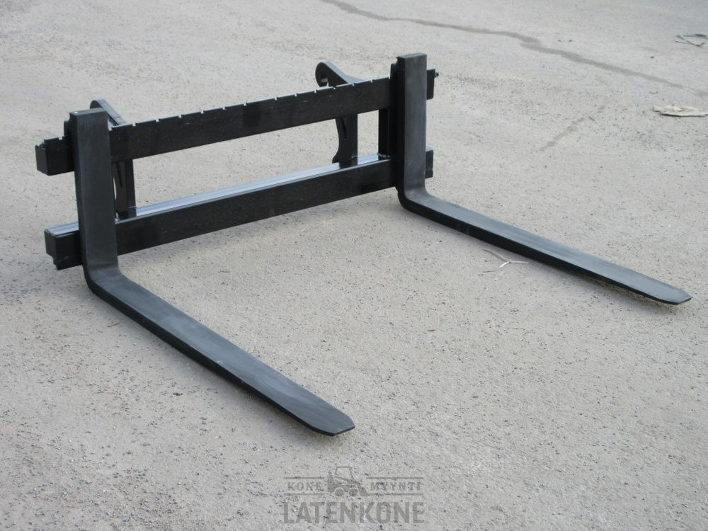 Fourches pour Engins de chantier Laten Trukkipiikit 2500kg 1500mm/1200mm 2A Volvo L30