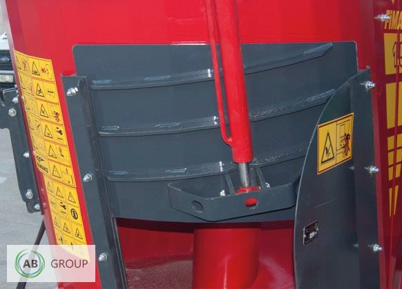 Fimaks Futtermischwagen 1,5m3/ Mixer feeder / Wóz paszowy - Mélangeuse: photos 4 Fimaks Futtermischwagen 1,5m3/ Mixer feeder / Wóz paszowy - Mélangeuse: photos 4