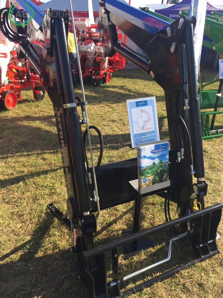 Hydrometal front loader AT-30 - Chargeur frontal pour tracteur: photos 3 Hydrometal front loader AT-30 - Chargeur frontal pour tracteur: photos 3