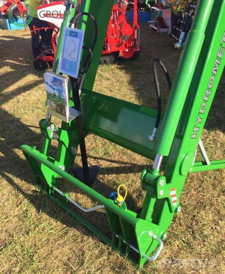 Hydrometal ładowacz czołowy AT-50 - Chargeur frontal pour tracteur: photos 2 Hydrometal ładowacz czołowy AT-50 - Chargeur frontal pour tracteur: photos 2