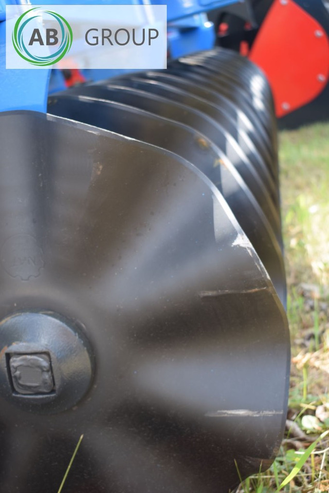 Inter-Tech front disc 2,5 m - Cover crop: photos 4 Inter-Tech front disc 2,5 m - Cover crop: photos 4