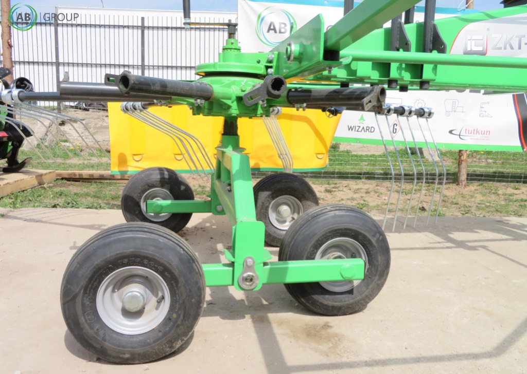 Inter-Tech rotary rake ZKT350 - 3,5m - Faneuse: photos 3 Inter-Tech rotary rake ZKT350 - 3,5m - Faneuse: photos 3