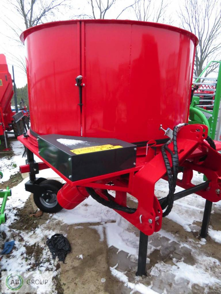 MCMS Warka straw spreader RS-16/B - Pailleuse: photos 1 MCMS Warka straw spreader RS-16/B - Pailleuse: photos 1