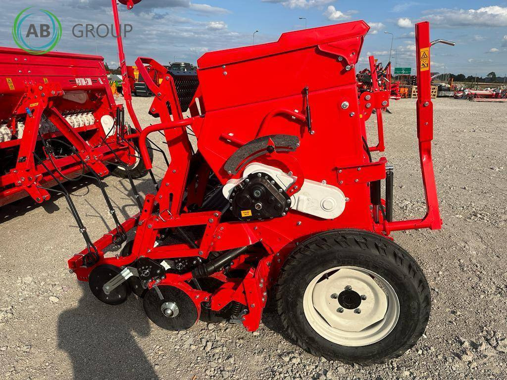 Mechanical trailed grain seeder Ozdoken Pertum-F 300 - Double-Disc Coulter - Semoir: photos 3 Mechanical trailed grain seeder Ozdoken Pertum-F 300 - Double-Disc Coulter - Semoir: photos 3