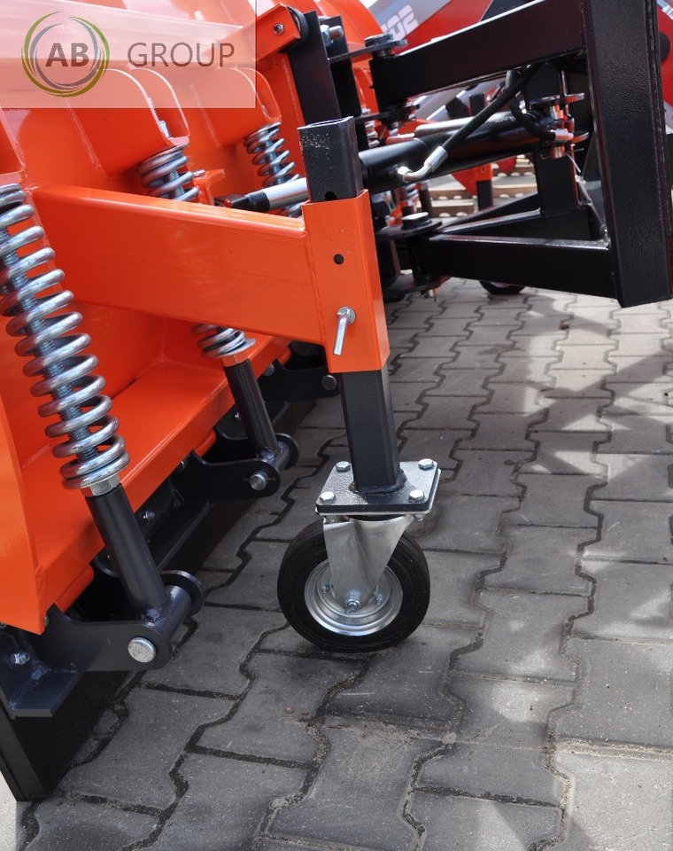 Metal-Technik snow plow 3.0 m category II - Lame à neige pour Machine agricole: photos 2 Metal-Technik snow plow 3.0 m category II - Lame à neige pour Machine agricole: photos 2