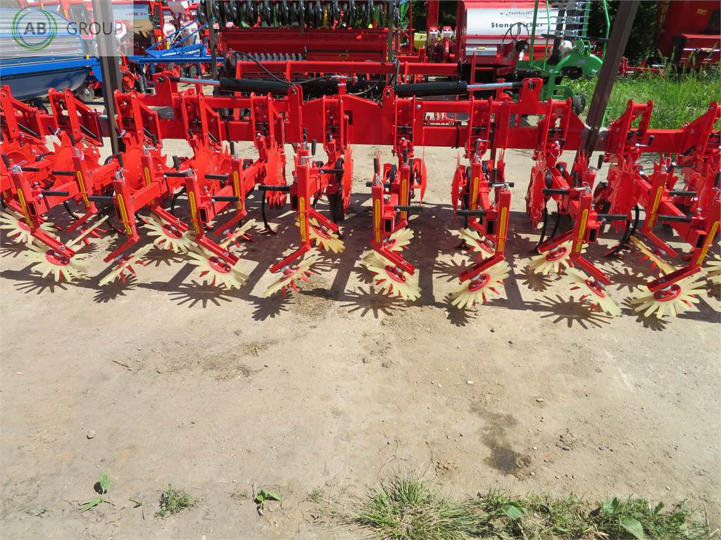 Ozdoken Interrow Cultivator ACM-KG13 - Outils du sol: photos 1 Ozdoken Interrow Cultivator ACM-KG13 - Outils du sol: photos 1