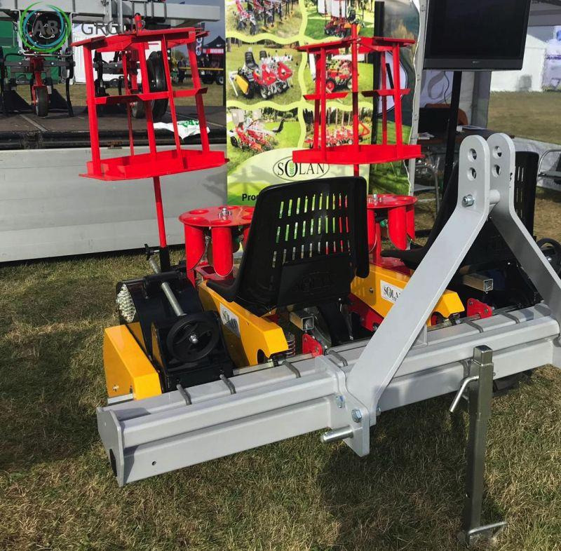 Semi-automatic carousel planter 2 rows Solan S219 K - Semoir/ Planteuse: photos 2 Semi-automatic carousel planter 2 rows Solan S219 K - Semoir/ Planteuse: photos 2