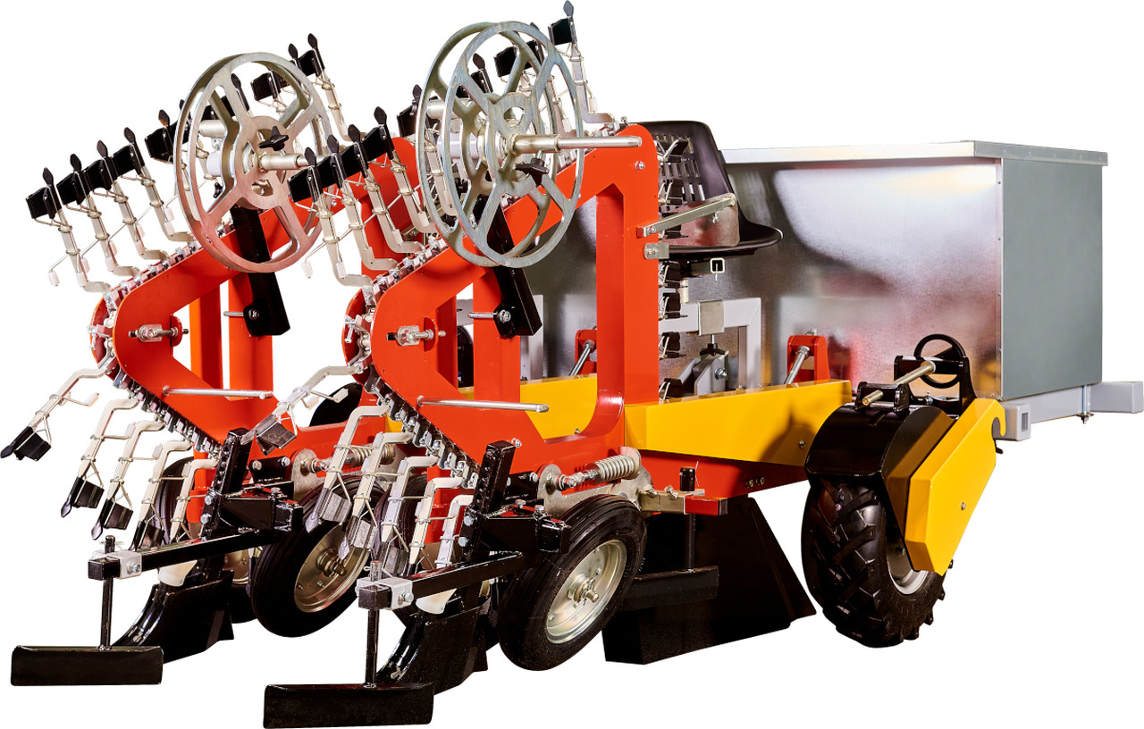 Semi-automatic grapple 2 row planter Solan S243 - Semoir/ Planteuse: photos 1 Semi-automatic grapple 2 row planter Solan S243 - Semoir/ Planteuse: photos 1