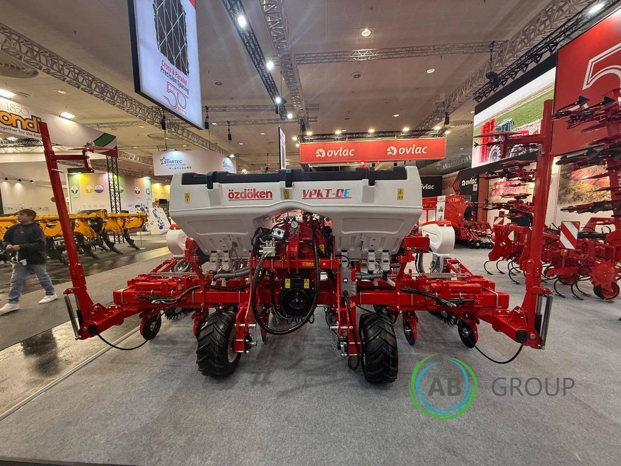 Siewnik OZDOKEN 6-rzędowy VPKT-DGE6 napęd elektryczny i ISOBUS - Semoir monograine: photos 4 Siewnik OZDOKEN 6-rzędowy VPKT-DGE6 napęd elektryczny i ISOBUS - Semoir monograine: photos 4