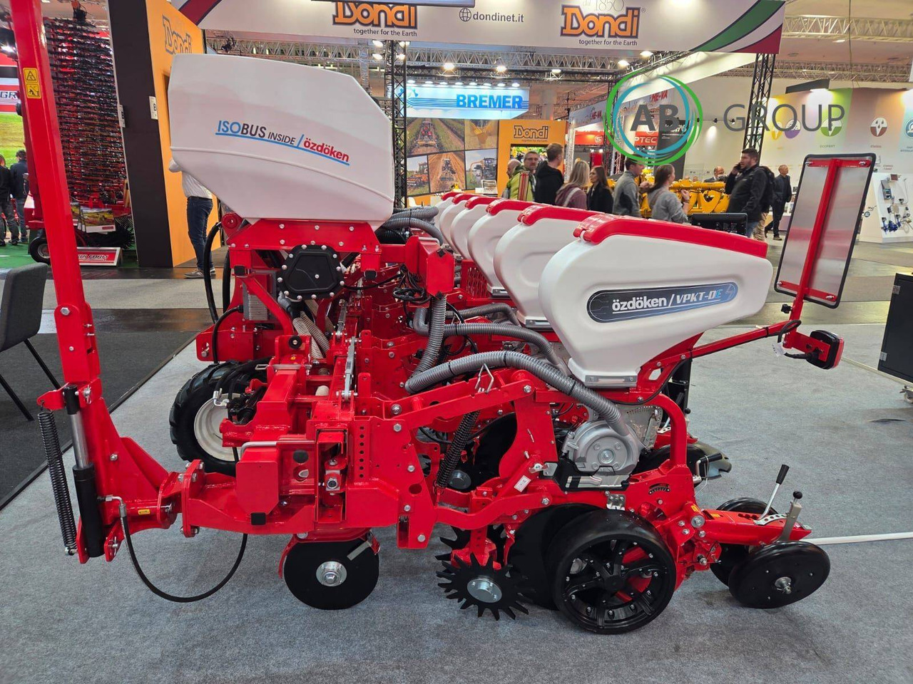 Siewnik OZDOKEN 6-rzędowy VPKT-DGE6 napęd elektryczny i ISOBUS - Semoir monograine: photos 3 Siewnik OZDOKEN 6-rzędowy VPKT-DGE6 napęd elektryczny i ISOBUS - Semoir monograine: photos 3