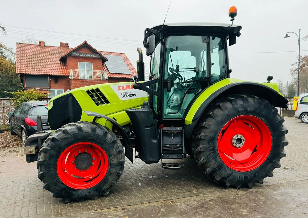 Claas Arion 620 - Tracteur agricole: photos 3 Claas Arion 620 - Tracteur agricole: photos 3