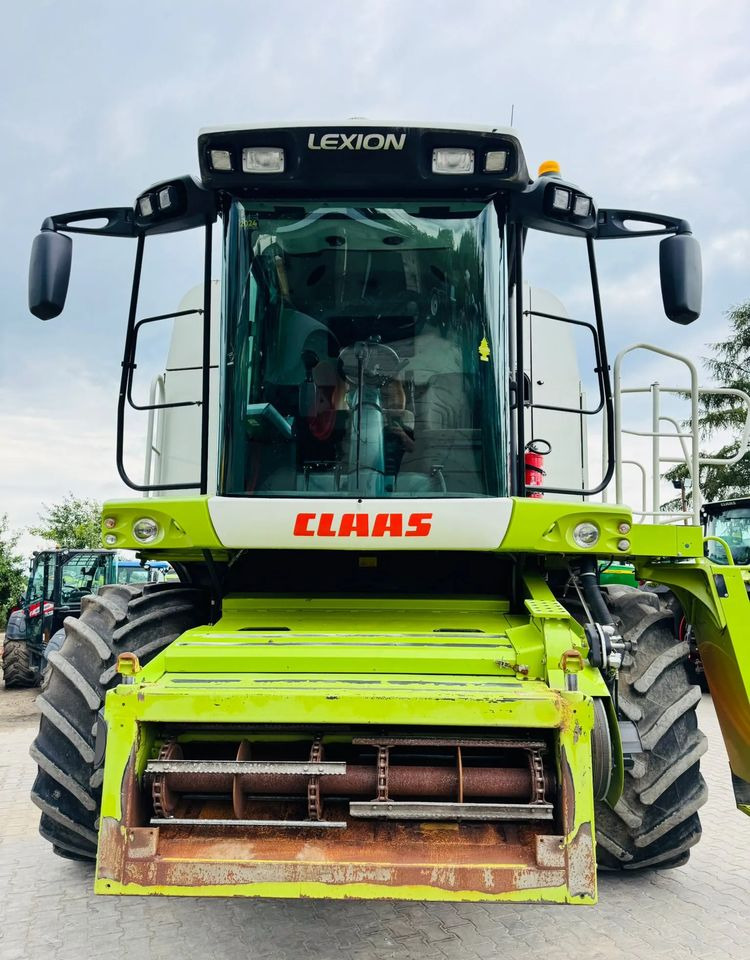 Moissonneuse-batteuse Claas Lexion 550: photos 9