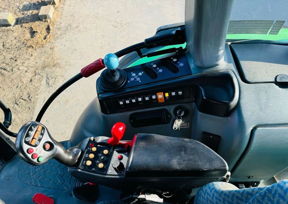 Deutz-Fahr Agrotron 200 en leasing occasion Deutz-Fahr Agrotron 200: photos 17 Deutz-Fahr Agrotron 200 en leasing occasion Deutz-Fahr Agrotron 200: photos 17