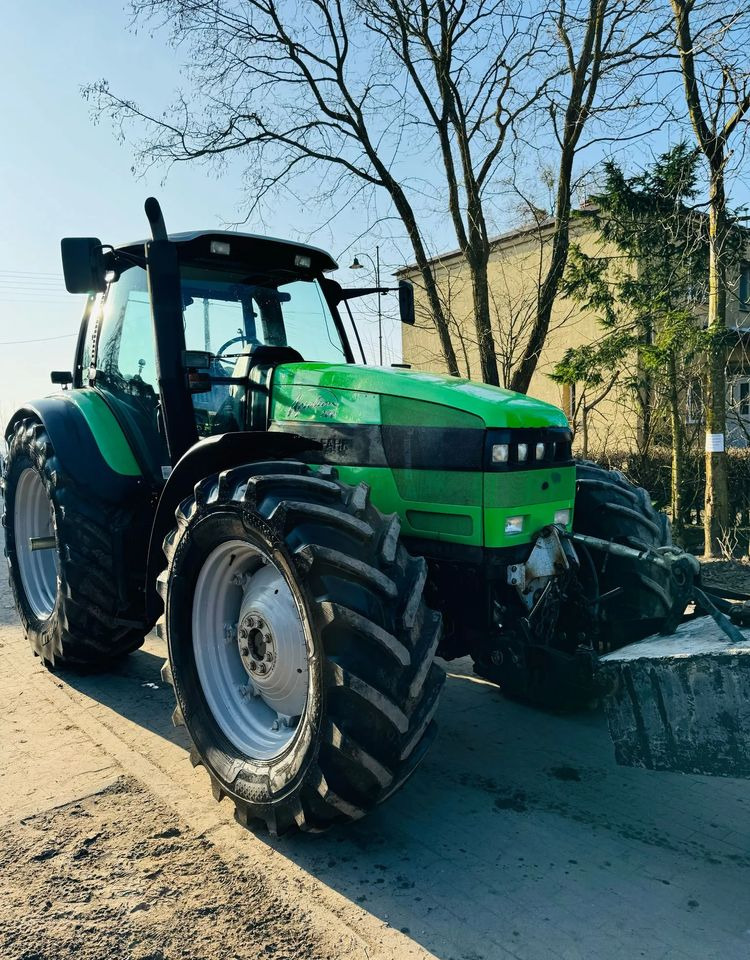 Tracteur agricole Deutz-Fahr Agrotron 200