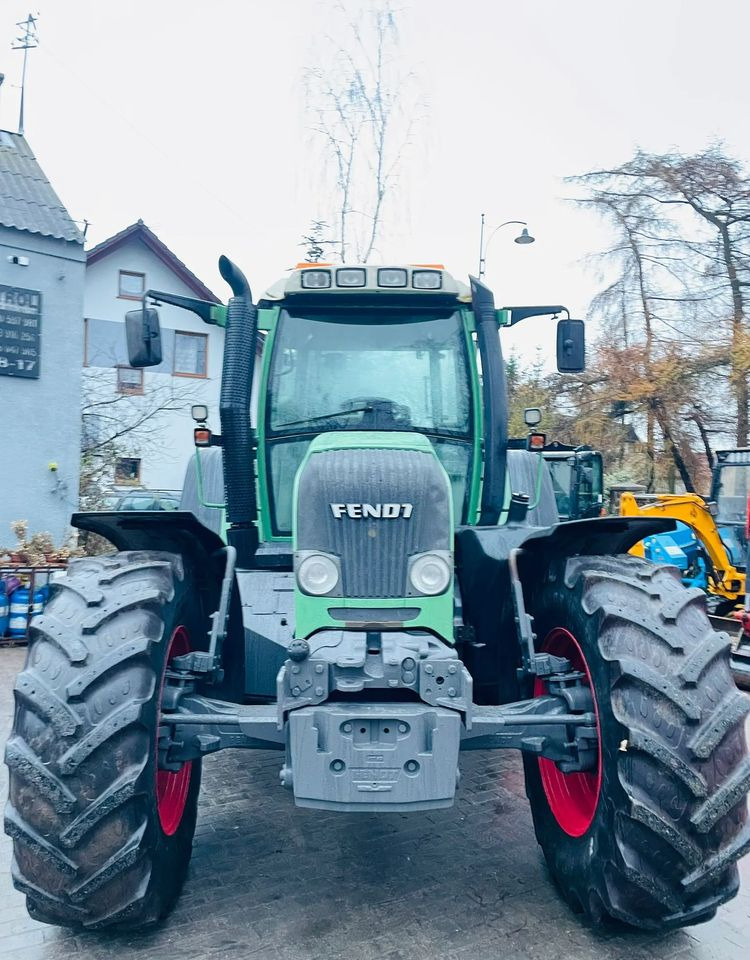 Fendt 820 - Tracteur agricole: photos 2 Fendt 820 - Tracteur agricole: photos 2