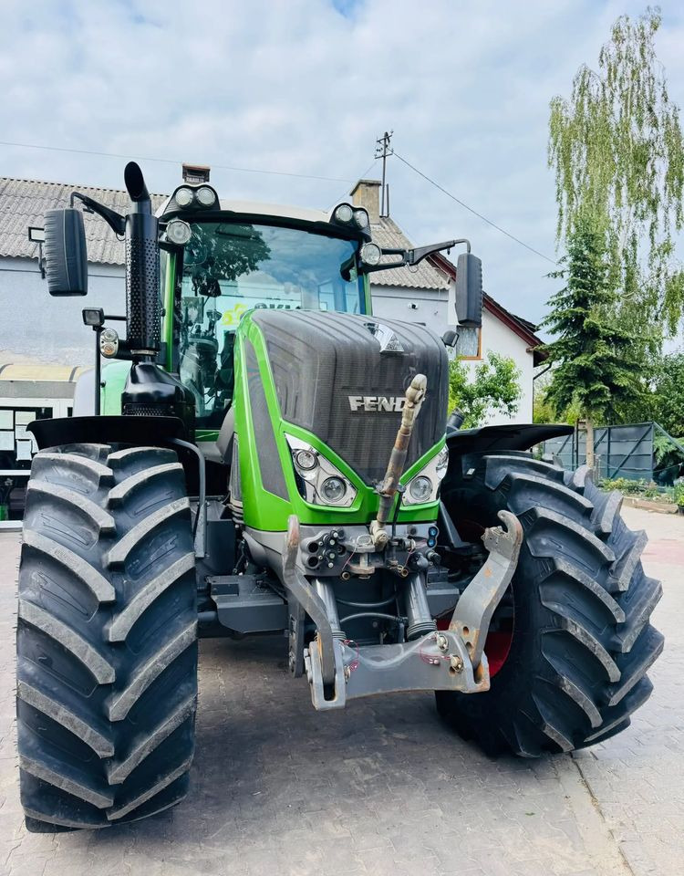 Fendt 828 Vario profi PLUS - Tracteur agricole: photos 4 Fendt 828 Vario profi PLUS - Tracteur agricole: photos 4
