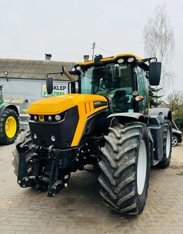 JCB FASTRAC 4220 - Tracteur agricole: photos 1 JCB FASTRAC 4220 - Tracteur agricole: photos 1