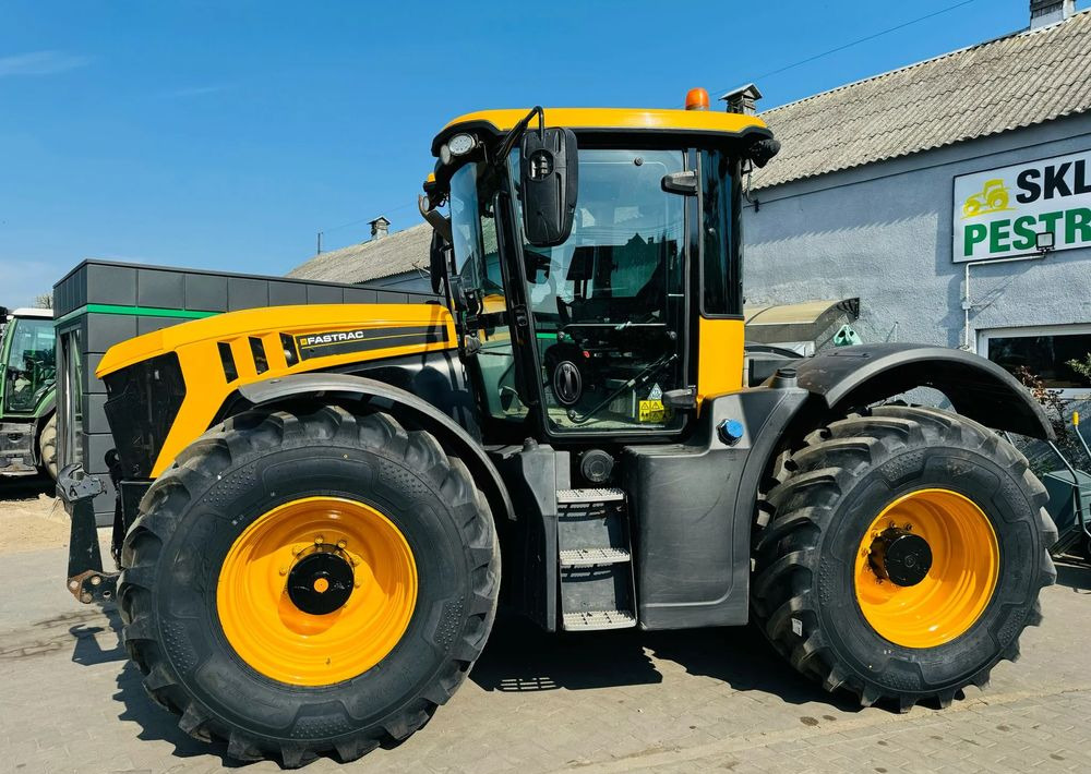 JCB Fastrac 4220 - Tracteur agricole: photos 4 JCB Fastrac 4220 - Tracteur agricole: photos 4