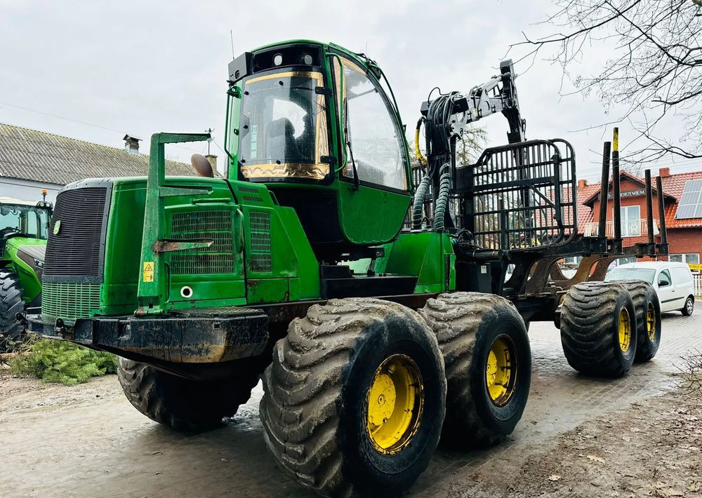 Porteur John Deere 1910E: photos 9 Porteur John Deere 1910E: photos 9
